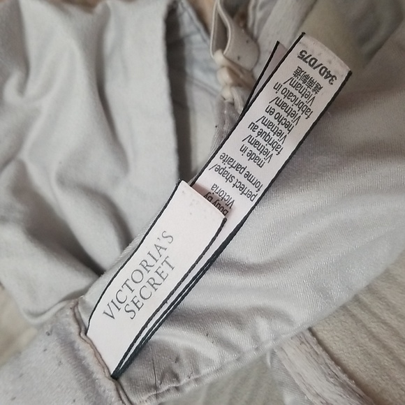 (34D) Victoria's Secret Body by Victoria Perfect Shape Bra Neutral Padded - Picture 6 of 9